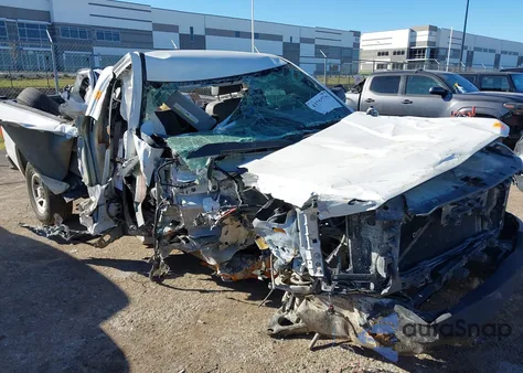 2017 Chevrolet Silverado 1500 Wt z USA, uszkodzony, nr VIN 1GCNCNEHXHZ315534